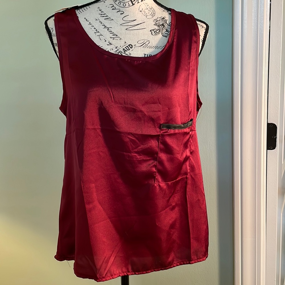 Maroon sleeveless blouse - makiyo large